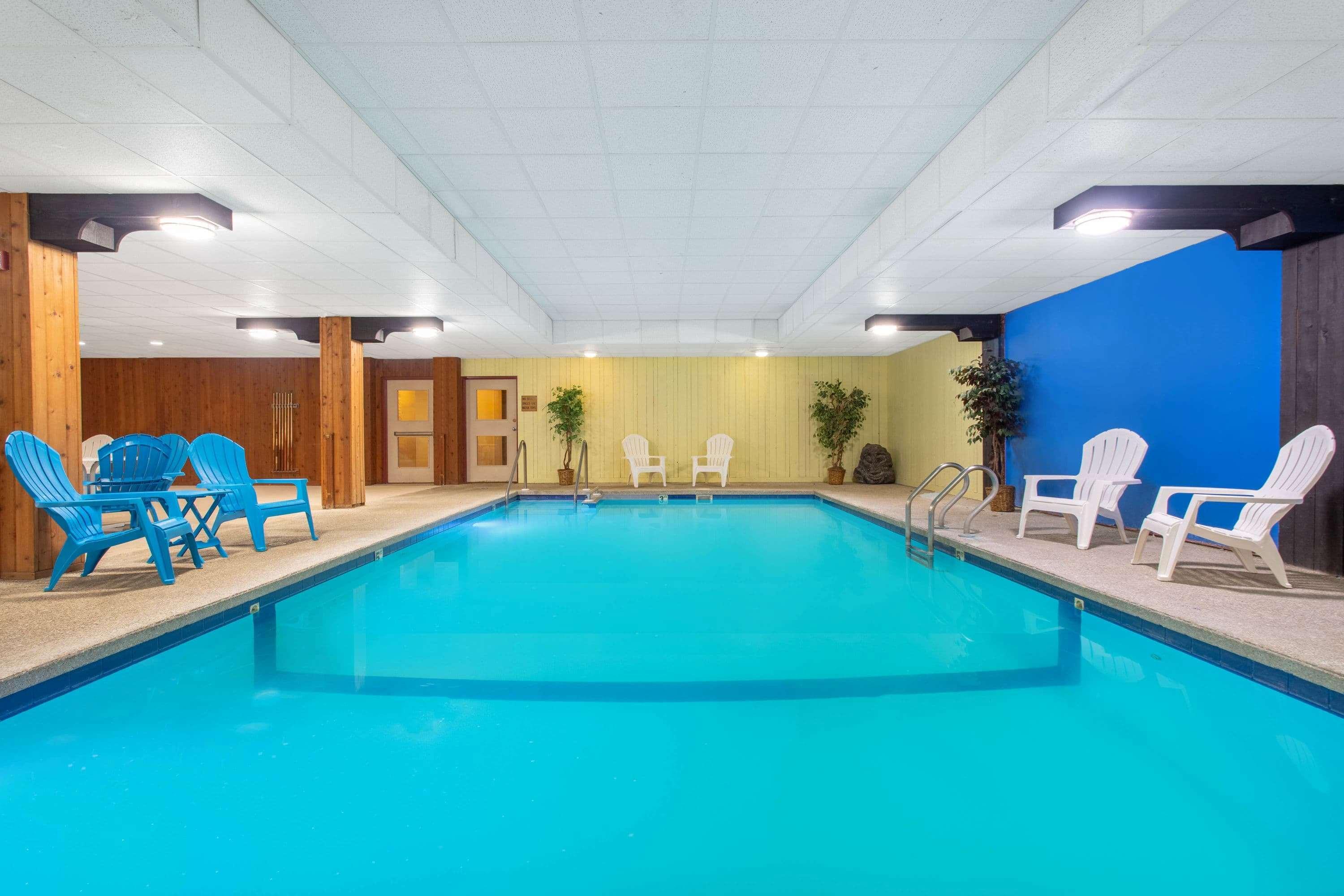 מלון Clarion Pointe Rhinelander Downtown מראה חיצוני תמונה