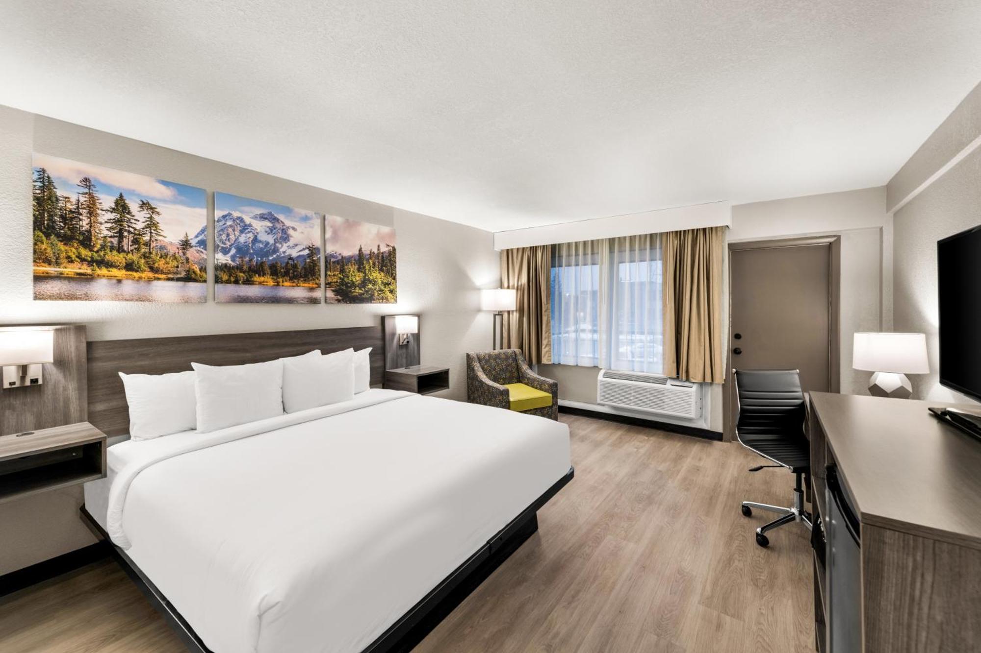 מלון Clarion Pointe Rhinelander Downtown מראה חיצוני תמונה