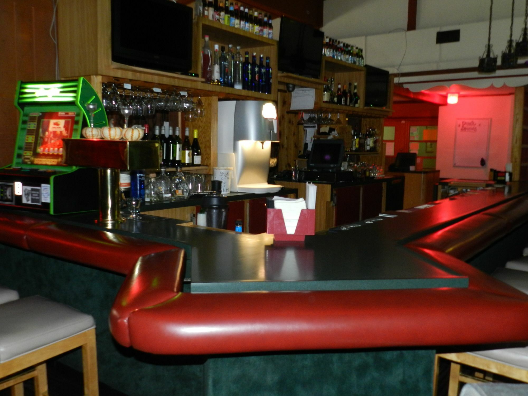 מלון Clarion Pointe Rhinelander Downtown מראה חיצוני תמונה