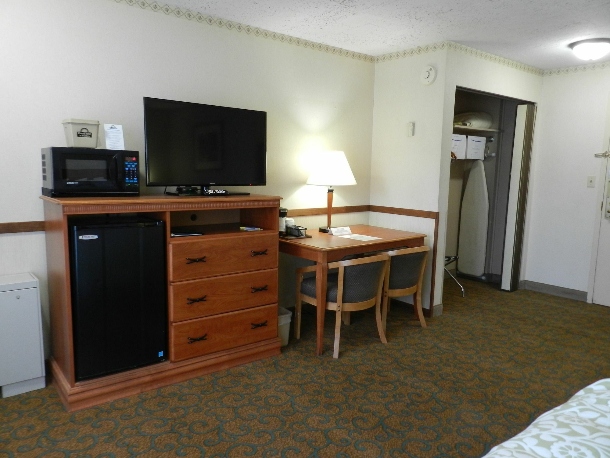 מלון Clarion Pointe Rhinelander Downtown מראה חיצוני תמונה
